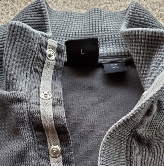 Hugo Boss Sweater - Picture 4 of 4